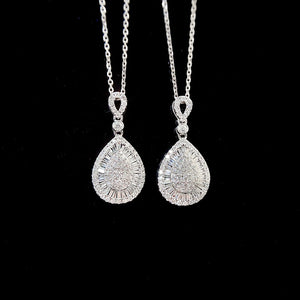 LUOWEND 18K White Gold Real Natural Diamond Pendant Necklace for Women