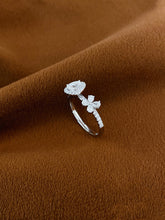 Load image into Gallery viewer, LUOWEND 18K White Gold Natural Diamond Ring for Women

