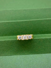 Load image into Gallery viewer, LUOWEND 18K Yellow Gold Natural Diamond Ring for Women

