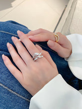 Load image into Gallery viewer, LUOWEND 18K White/Yellow Gold Natural Diamond Ring for Women
