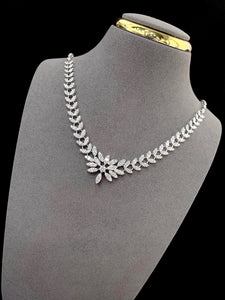 LUOWEND 18K White Gold Real Natural Diamond Necklace for Women