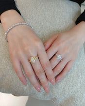 Load image into Gallery viewer, LUOWEND 18K White/Yellow Gold Natural Diamond Ring for Women
