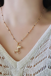 LUOWEND 18K Yellow Gold Natural Diamond Pendant for Women