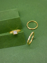 Load image into Gallery viewer, LUOWEND 18K Yellow Gold Natural Diamond Ring for Women
