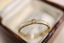 Load image into Gallery viewer, LUOWEND 18K Yellow Gold Real Natural Diamond Ring for Women
