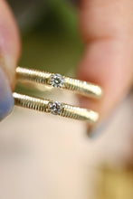 Load image into Gallery viewer, LUOWEND 18K Yellow Gold Real Natural Diamond Ring for Women
