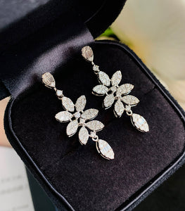 LUOWEND 18K White Gold Real Natural Diamond Drop Earrings for Women