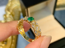 Load image into Gallery viewer, LUOWEND 18K Yellow Gold Natural Emerald Ring for Women
