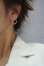 Load image into Gallery viewer, LUOWEND 18K White Gold Real Natural Diamond Stud Earrings for Women
