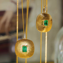 Load image into Gallery viewer, LUOWEND 18K Yellow Gold Real Natural Emerald and Diamond Gemstone Necklace for Women
