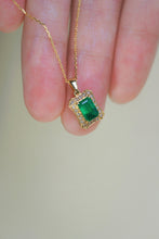 Load image into Gallery viewer, LUOWEND 18K Yellow Gold Real Natural Emerald and Diamond Gemstone Necklace for Women
