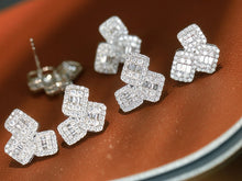 Load image into Gallery viewer, LUOWEND 18K White Gold Natural Diamond Stud Earrings for Women

