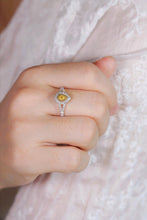 Load image into Gallery viewer, LUOWEND 18K White Gold Natural Yellow Diamond Ring for Women
