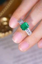 Load image into Gallery viewer, LUOWEND 18K White Gold Natural Diamond and Emerald Ring for Women

