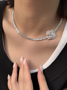 LUOWEND 18K White Gold Natural Diamond Pendant for Women
