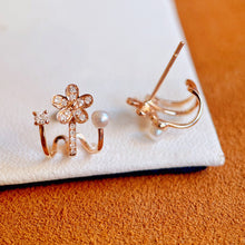 Load image into Gallery viewer, LUOWEND 18K Rose Gold Real Natural Diamond Stud Earrings for Women
