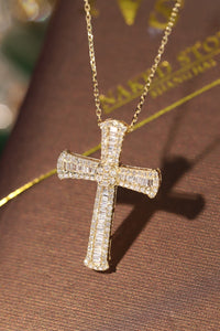 LUOWEND 18K Yellow Gold Natural Diamond Pendant Necklace for Women