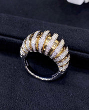 Load image into Gallery viewer, LUOWEND 18K White and Yellow Gold Real Natural Diamond Ring for Women
