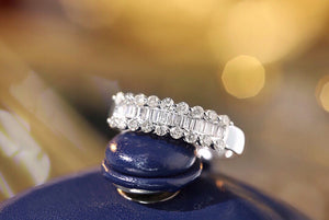 LUOWEND 18K White Gold Real Natural Diamond Ring for Women