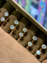 Load image into Gallery viewer, LUOWEND 18K White/Yellow Gold Natural Diamond Earrings for Women
