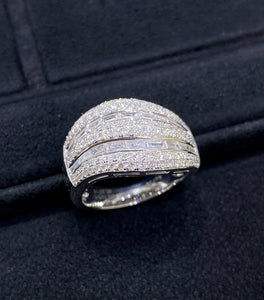 LUOWEND 18K White Gold Natural Diamond Ring for Women