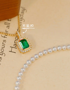 LUOWEND 18K Yellow Gold Real Natural Emerald and Diamond Gemstone Necklace for Women