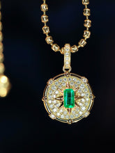 Load image into Gallery viewer, LUOWEND 18K Yellow Gold Natural Emerald Pendant for Women
