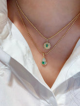 Load image into Gallery viewer, LUOWEND 18K Yellow Gold Natural Emerald Pendant for Women
