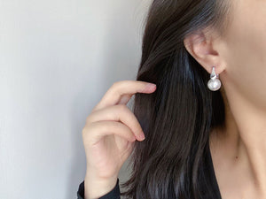 LUOWEND 18K White Gold Australian Pearl Hoop Earrings for Women