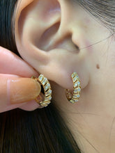 Load image into Gallery viewer, LUOWEND 18K White/Yellow Gold Fine Jewelry Real Natural Diamond Earrings for Women
