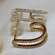 Load image into Gallery viewer, LUOWEND 18K Yellow Gold Natural Diamond and Pearl Earrings for Women
