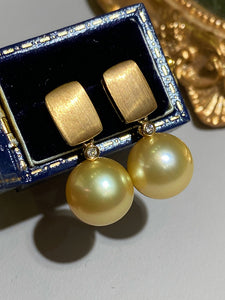 LUOWEND 18K Yellow Gold Real Natural Gold Pearl Earrings for Women