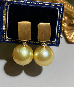 LUOWEND 18K Yellow Gold Real Natural Gold Pearl Earrings for Women