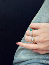 Load image into Gallery viewer, LUOWEND 18K Yellow Gold Natural Emerald Ring for Women

