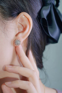 LUOWEND 18K White Gold Real Natural Diamond Stud Earrings for Women