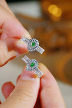 Load image into Gallery viewer, LUOWEND 18K White Gold Natural Green Diamond Ring for Women
