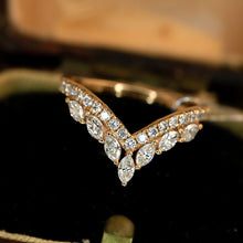 Load image into Gallery viewer, LUOWEND 18K Yellow Gold Real Natural Diamond Ring for Women
