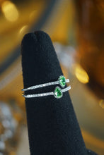 Load image into Gallery viewer, LUOWEND 18K White Gold Natural Green Diamond Ring for Women
