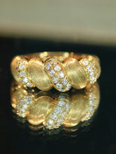 Load image into Gallery viewer, LUOWEND 18K Yellow Gold Fine Jewelry Real Natural Diamond Ring for Women
