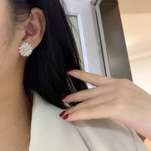 Load image into Gallery viewer, LUOWEND 18K White Gold Real Natural Yellow Diamond Earrings for Women
