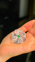 Load image into Gallery viewer, LUOWEND 18K White Gold Natural Emerald Pendant for Women
