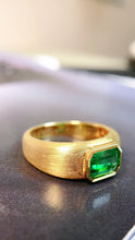 Load image into Gallery viewer, LUOWEND 18K Yellow Gold Real Natural Emerald Ring for Women
