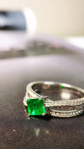 LUOWEND 18K White Gold Real Natural Emerald Ring for Women