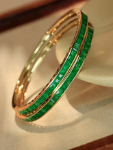 Load image into Gallery viewer, LUOWEND 18K Yellow Gold Natural Emerald Bangle for Women
