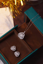 Load image into Gallery viewer, LUOWEND 18K White Gold Real Natural Diamond Earrings&amp;Necklace for Women
