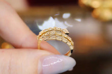 Load image into Gallery viewer, LUOWEND 18K Yellow Gold Real Natural Diamond Ring for Women
