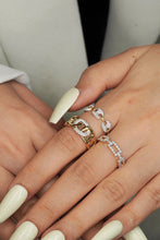 Load image into Gallery viewer, LUOWEND 18K Yellow Gold Real Natural Diamond Ring for Women
