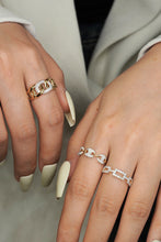 Load image into Gallery viewer, LUOWEND 18K Yellow Gold Real Natural Diamond Ring for Women
