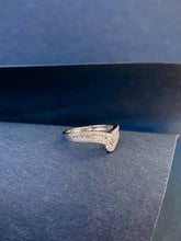 Load image into Gallery viewer, LUOWEND 18K White Gold Natural Diamond Ring for Women
