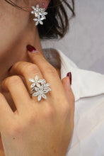 Load image into Gallery viewer, LUOWEND 18K White Gold Real Natural Diamond Ring for Women
